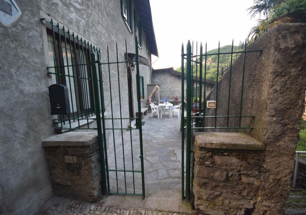 Casa Angela Villa Perledo Екстериор снимка